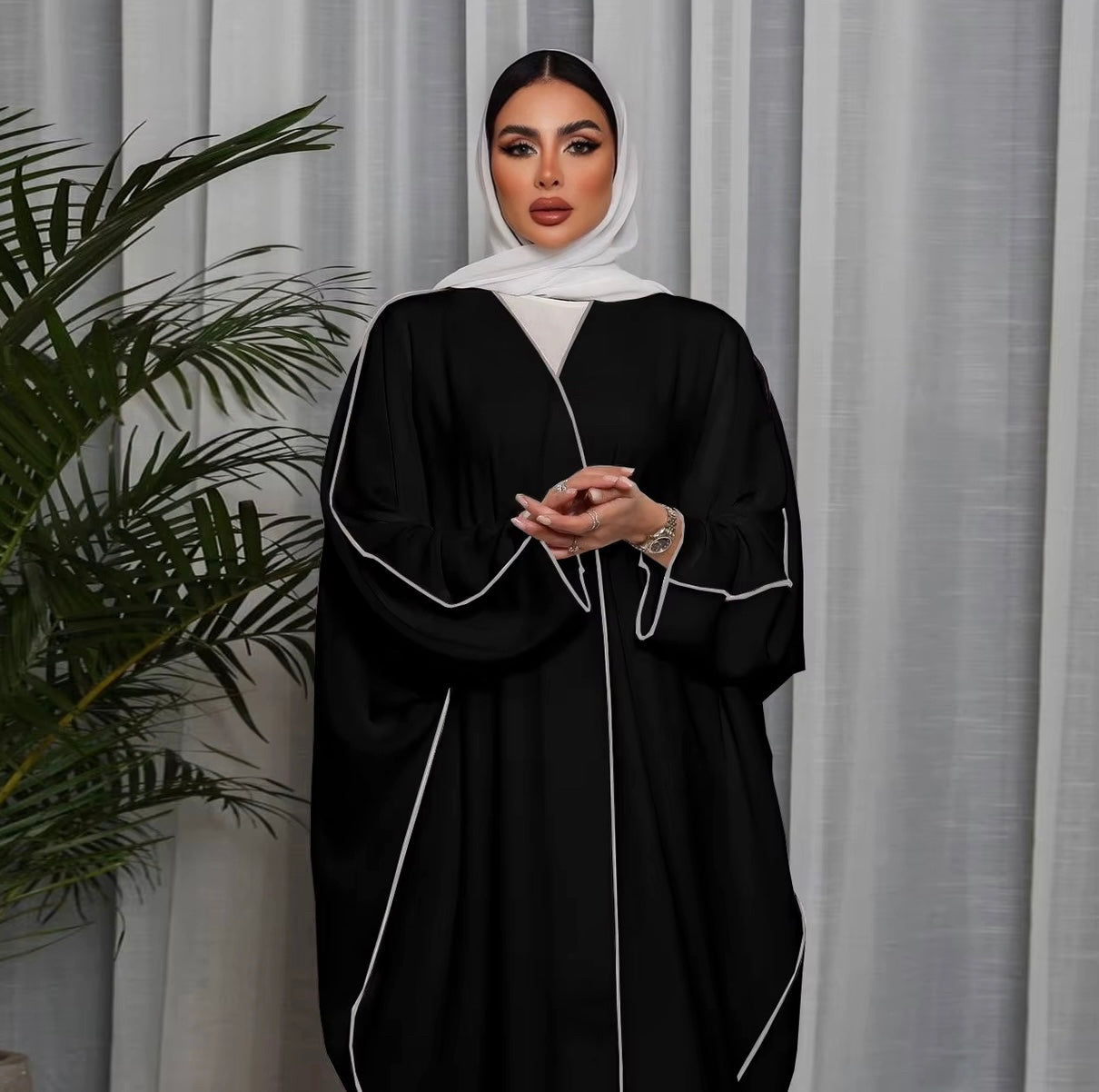 Abaya Hanae – Élégance Oversized avec Ceinture - Style Dubai