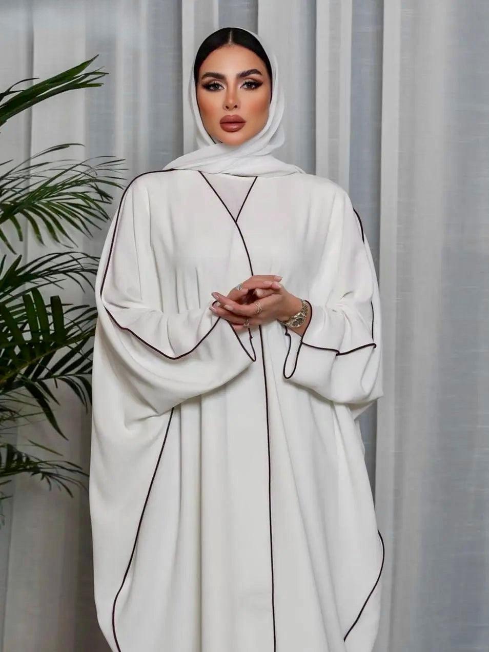 Abaya Hanae – Élégance Oversized avec Ceinture - Style Dubai