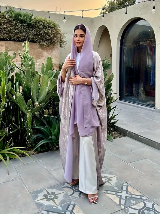 Abaya Yasmine – Élégance Pure Dubai, Simplicité et Raffinement